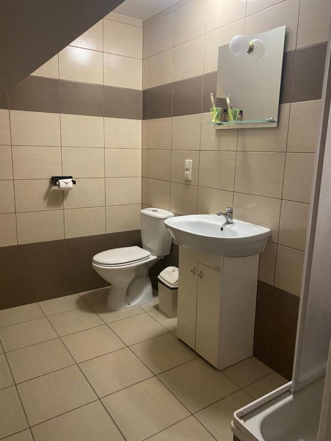 Hotel Kos Kosobudz Luaran gambar